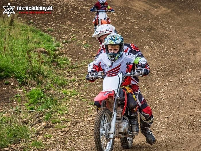 Jugend Motocross fahren lernen nahe Österreich